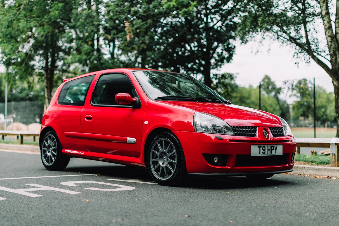 2005 Renault Clio 2nd Gen - Image 2 of 31