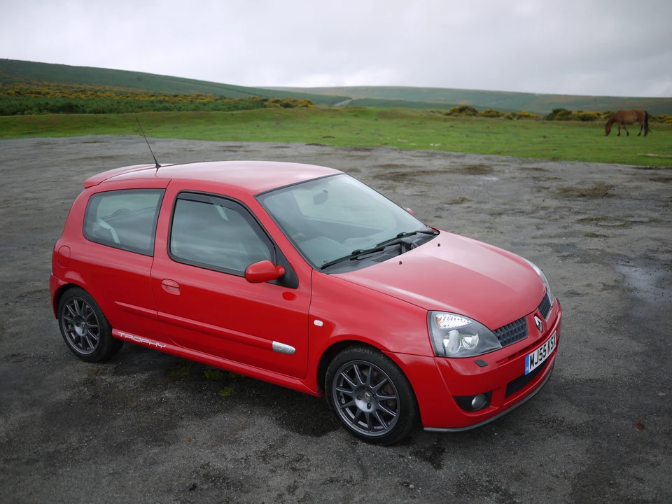 2005 Renault Clio 2nd Gen - Image 14 of 31
