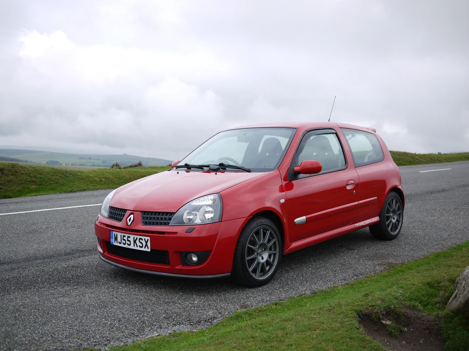 2005 Renault Clio 2nd Gen - Image 13 of 31
