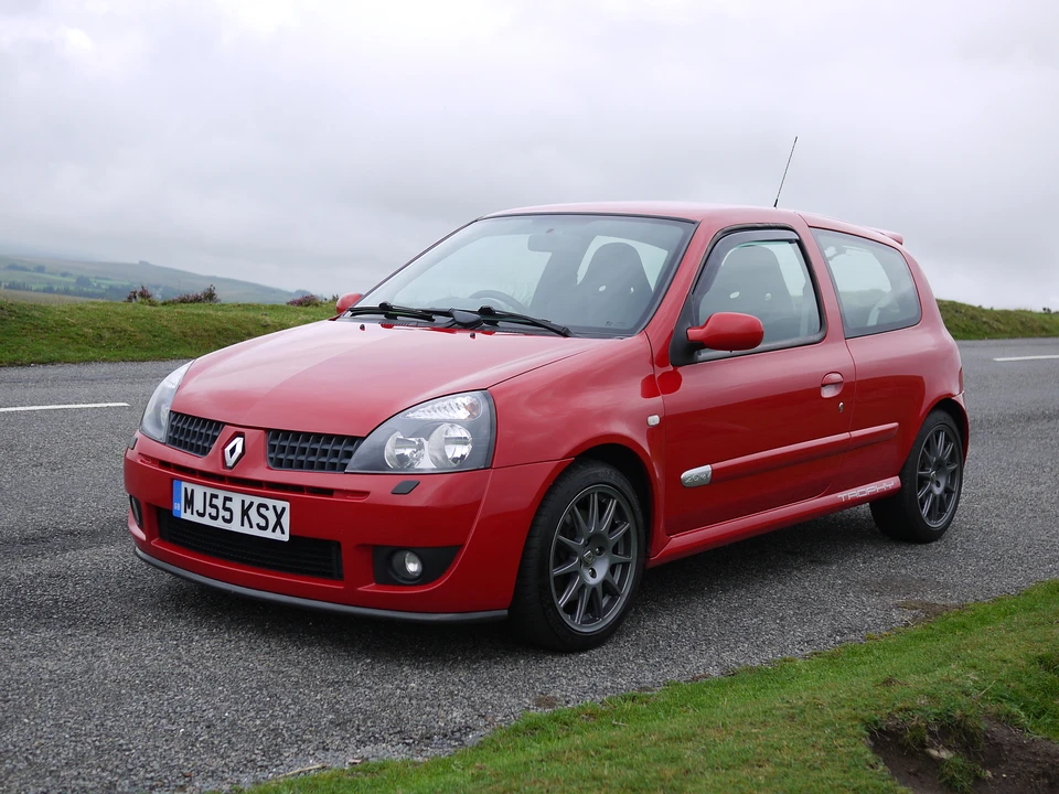 2005 Renault Clio 2nd Gen - Image 2 of 31