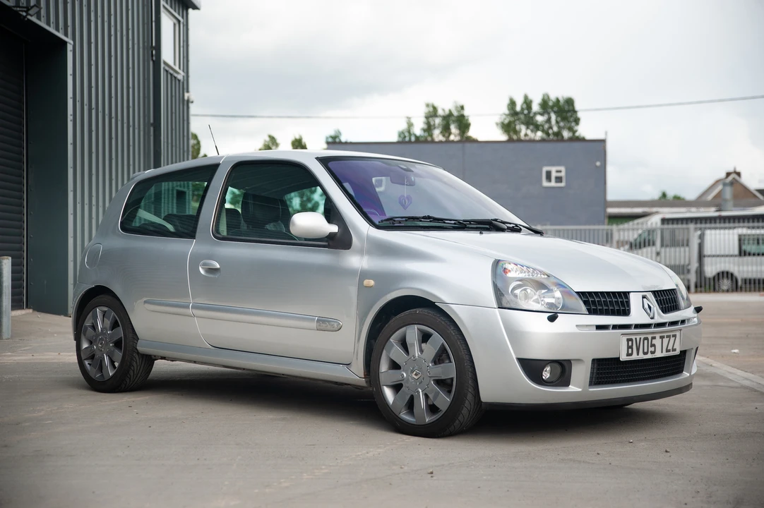 2005 Renault Clio 2nd Gen - Image 8 of 31
