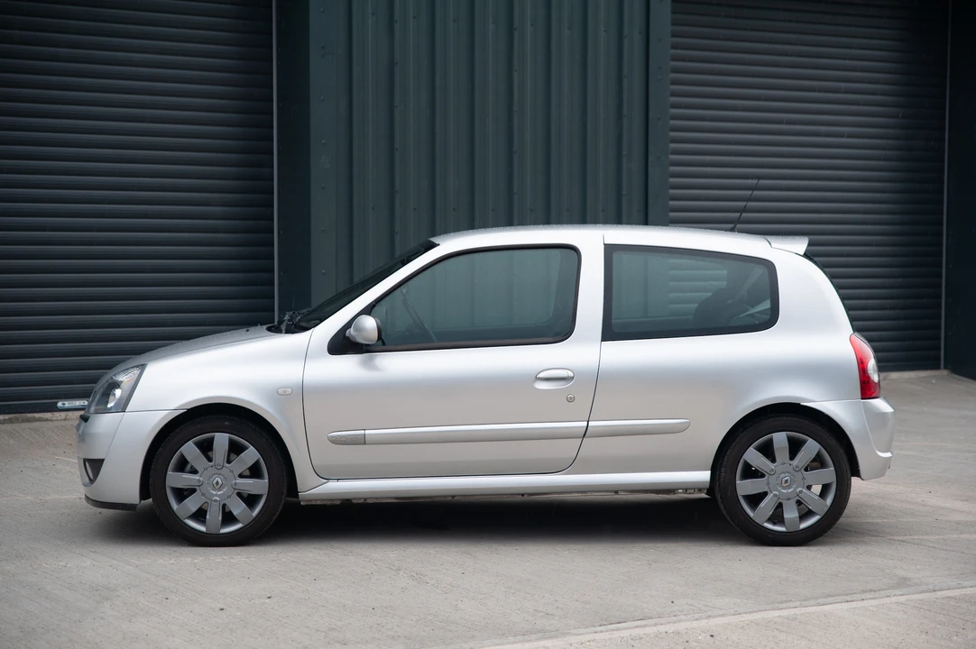 2005 Renault Clio 2nd Gen - Image 5 of 31
