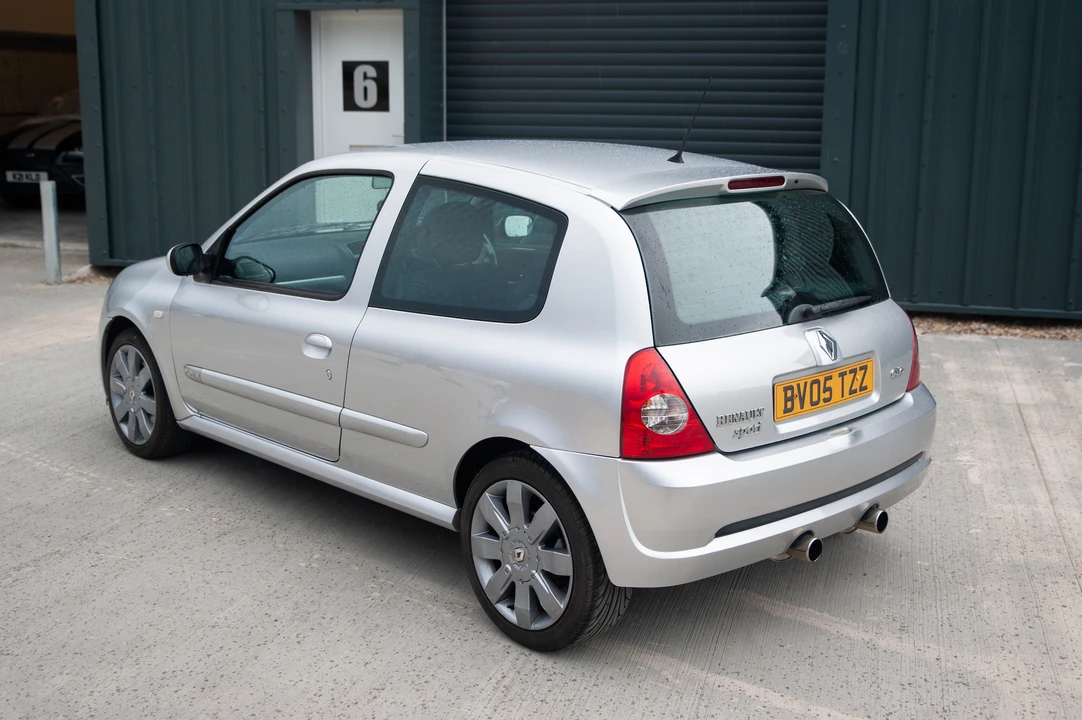 2005 Renault Clio 2nd Gen - Image 15 of 31