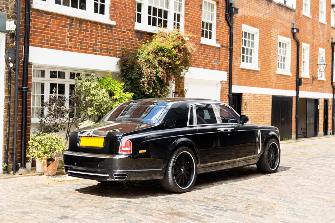 2005 Rolls-Royce Phantom VII - Image 17 of 31