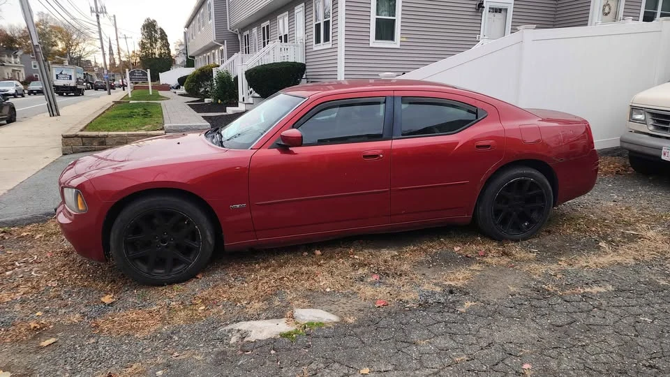 2005 Dodge Charger - Image 2 of 4