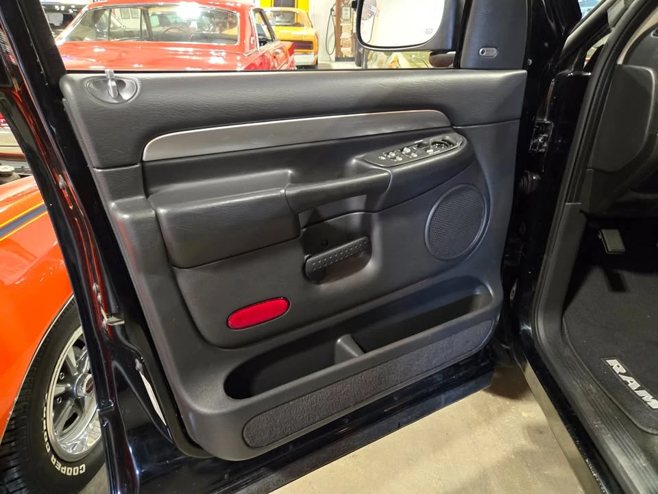 2005 Ram 1500 - Image 9 of 20