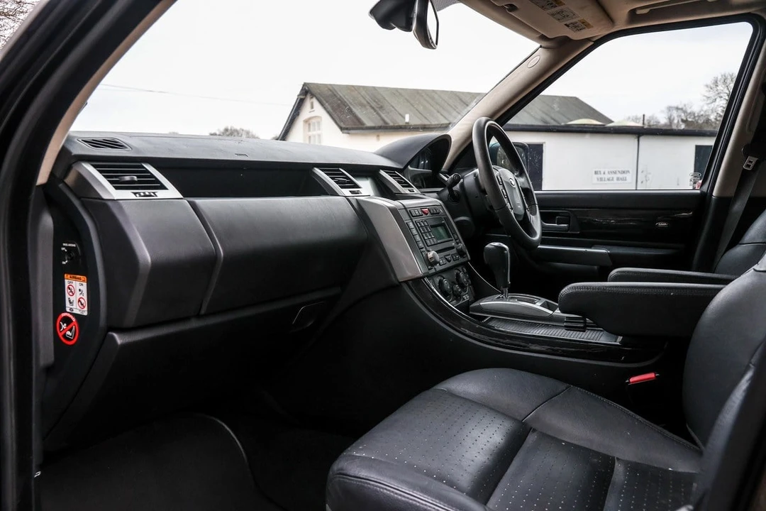 2005 Land Rover Range Rover L322 - Image 18 of 30