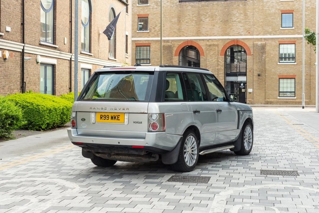 2005 Land Rover Range Rover L322 - Image 14 of 30