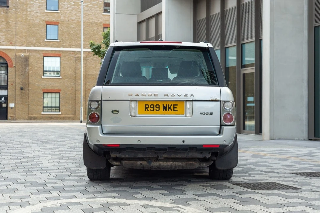 2005 Land Rover Range Rover L322 - Image 16 of 30