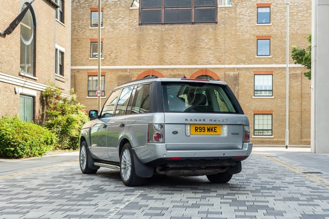2005 Land Rover Range Rover L322 - Image 19 of 30