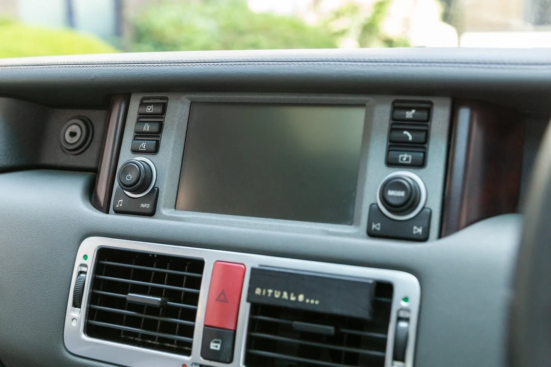 2005 Land Rover Range Rover L322 - Image 6 of 30