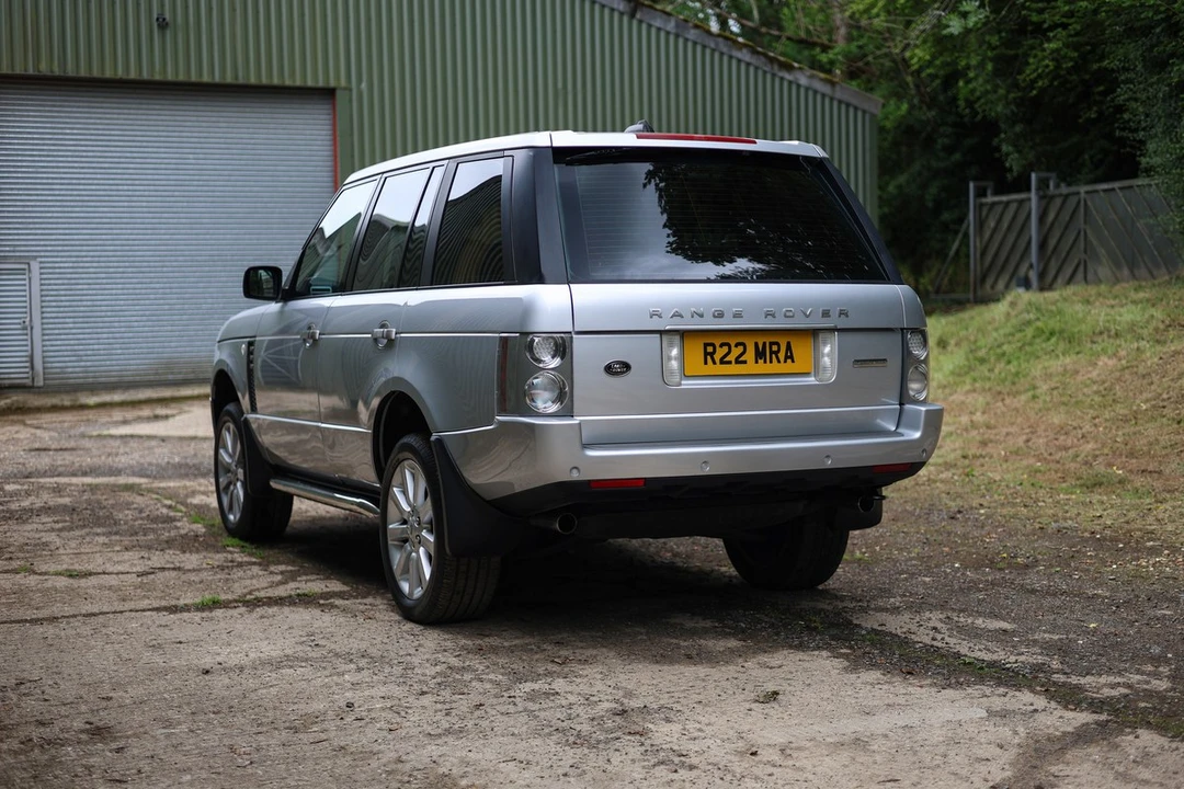2005 Land Rover Range Rover L322 - Image 13 of 30