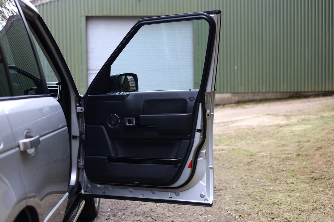 2005 Land Rover Range Rover L322 - Image 21 of 30