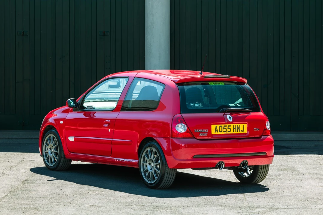 2005 Renault Clio 2nd Gen - Image 16 of 31
