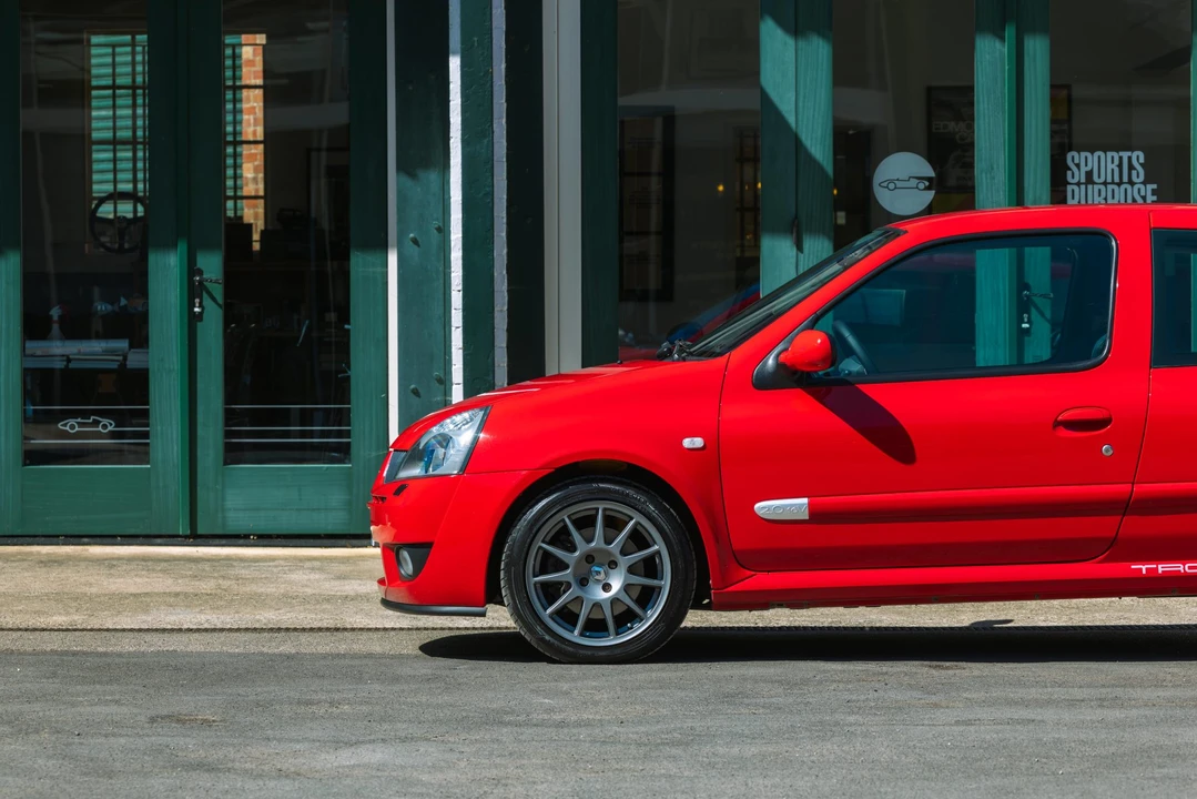 2005 Renault Clio 2nd Gen - Image 29 of 31