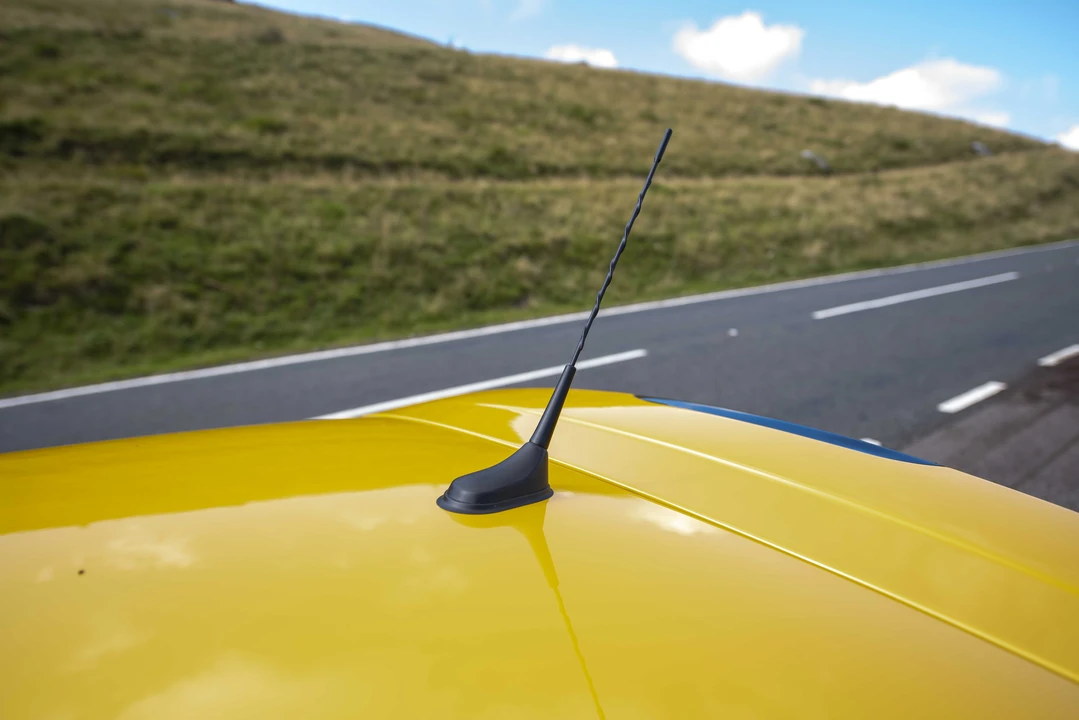 2005 Renault Clio 2nd Gen - Image 25 of 31