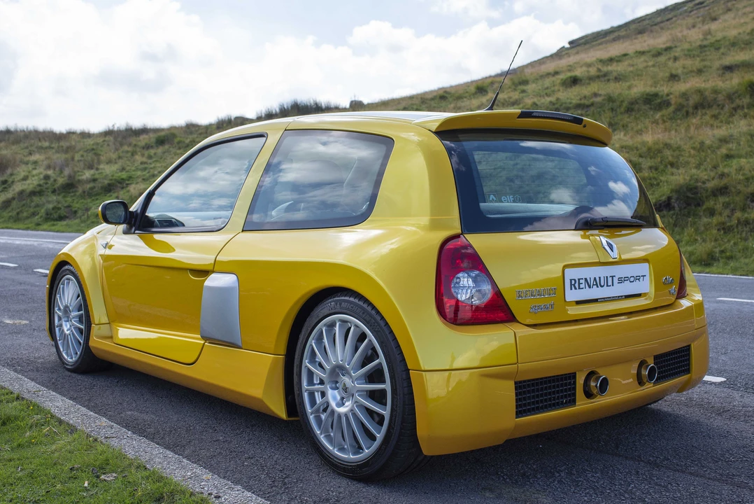 2005 Renault Clio 2nd Gen - Image 13 of 31