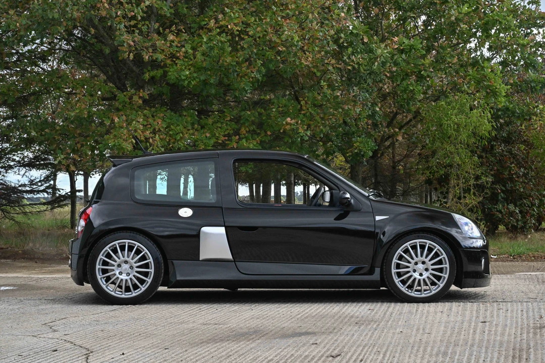 2005 Renault Clio 2nd Gen - Image 9 of 31