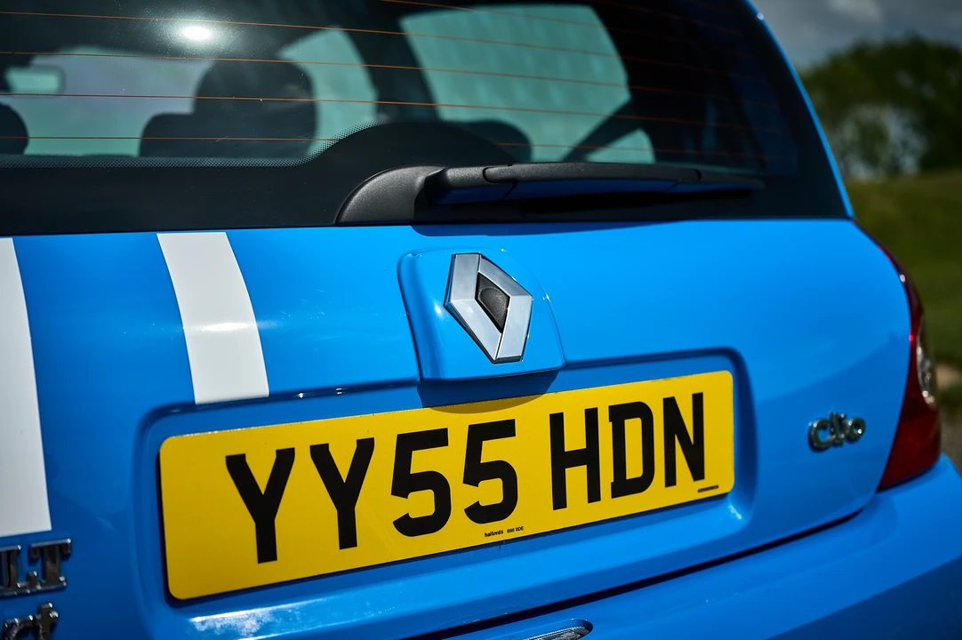 2005 Renault Clio 2nd Gen - Image 15 of 31