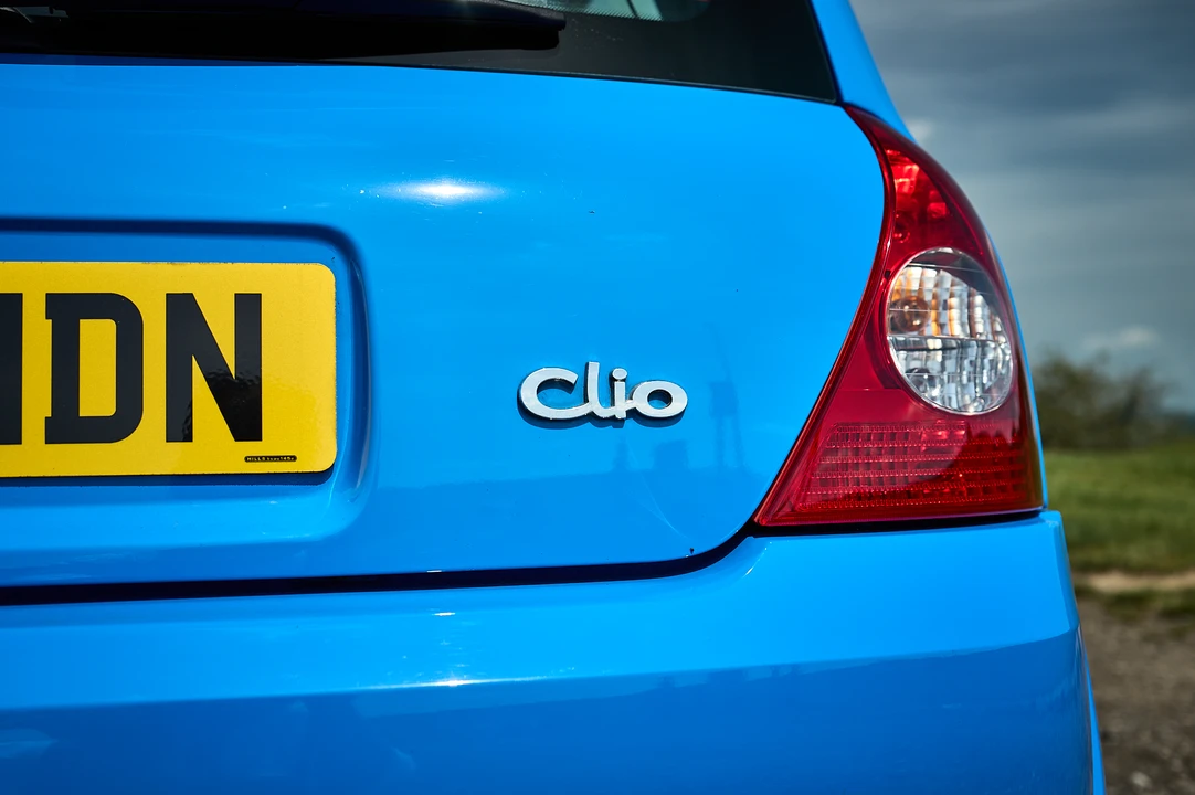 2005 Renault Clio 2nd Gen - Image 16 of 31