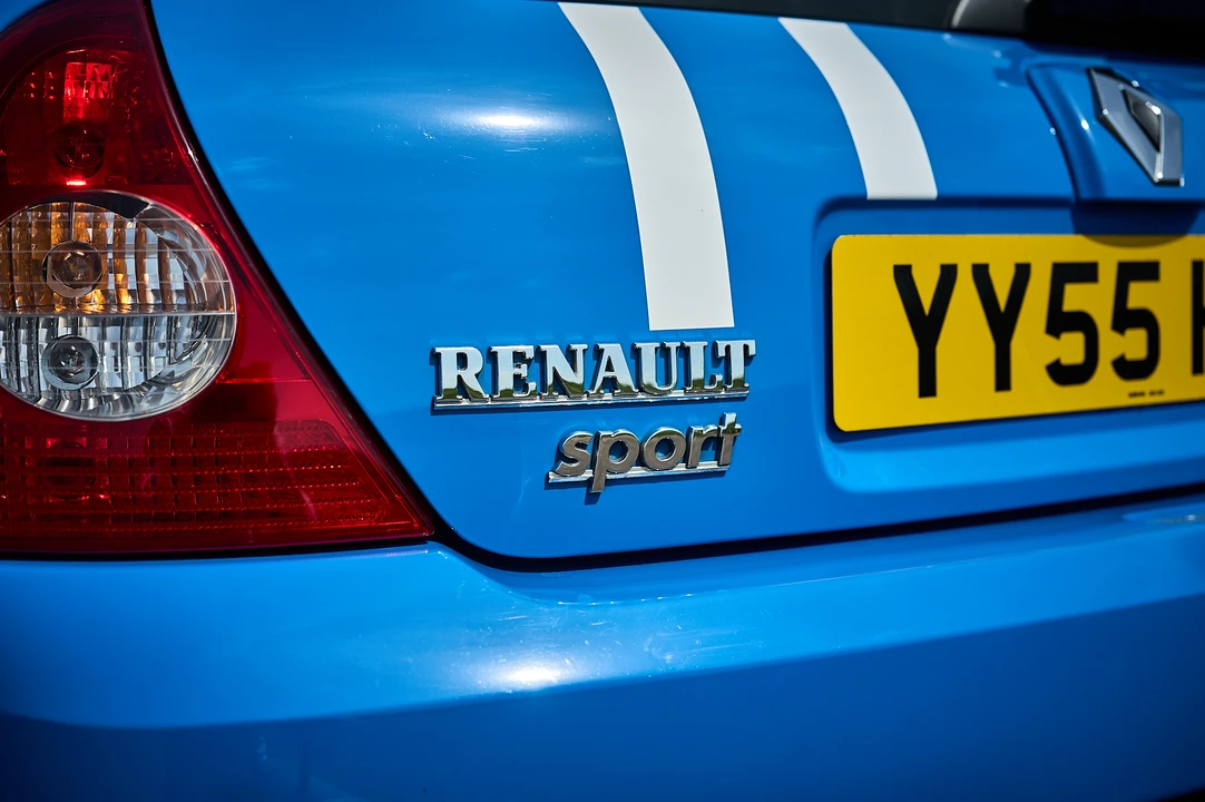 2005 Renault Clio 2nd Gen - Image 17 of 31