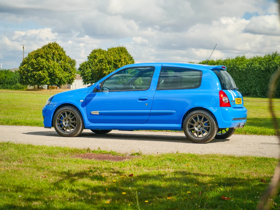 2005 Renault Clio 2nd Gen - Image 13 of 31