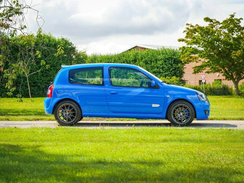 2005 Renault Clio 2nd Gen - Image 15 of 31