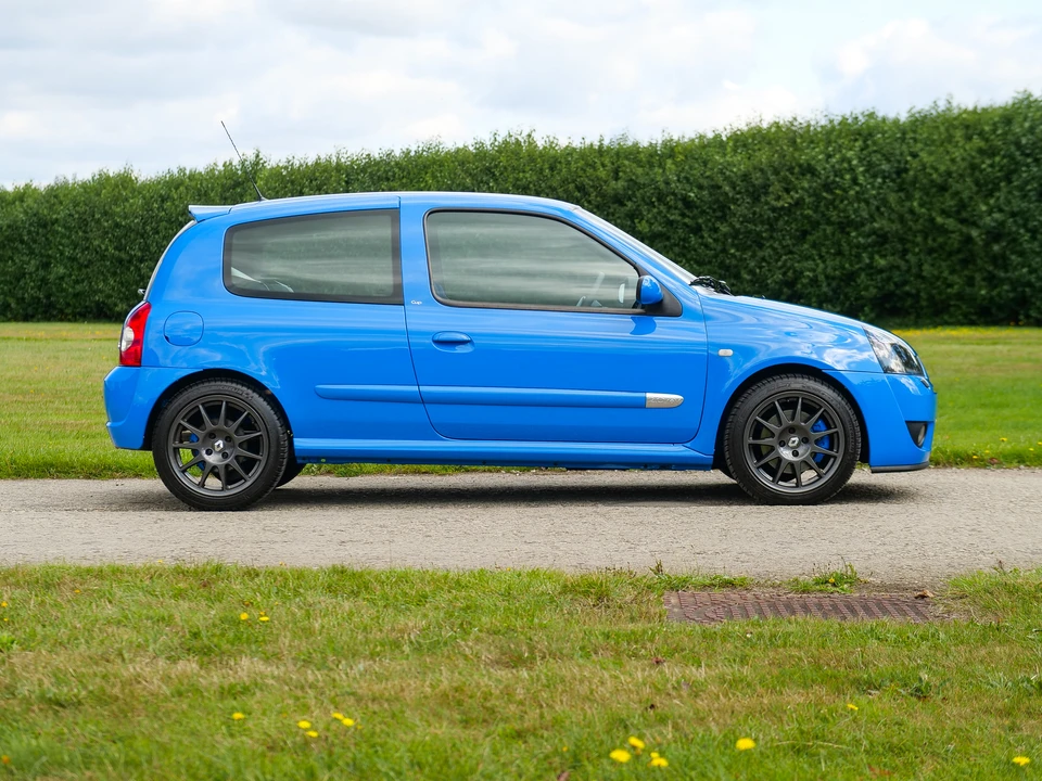 2005 Renault Clio 2nd Gen - Image 9 of 31