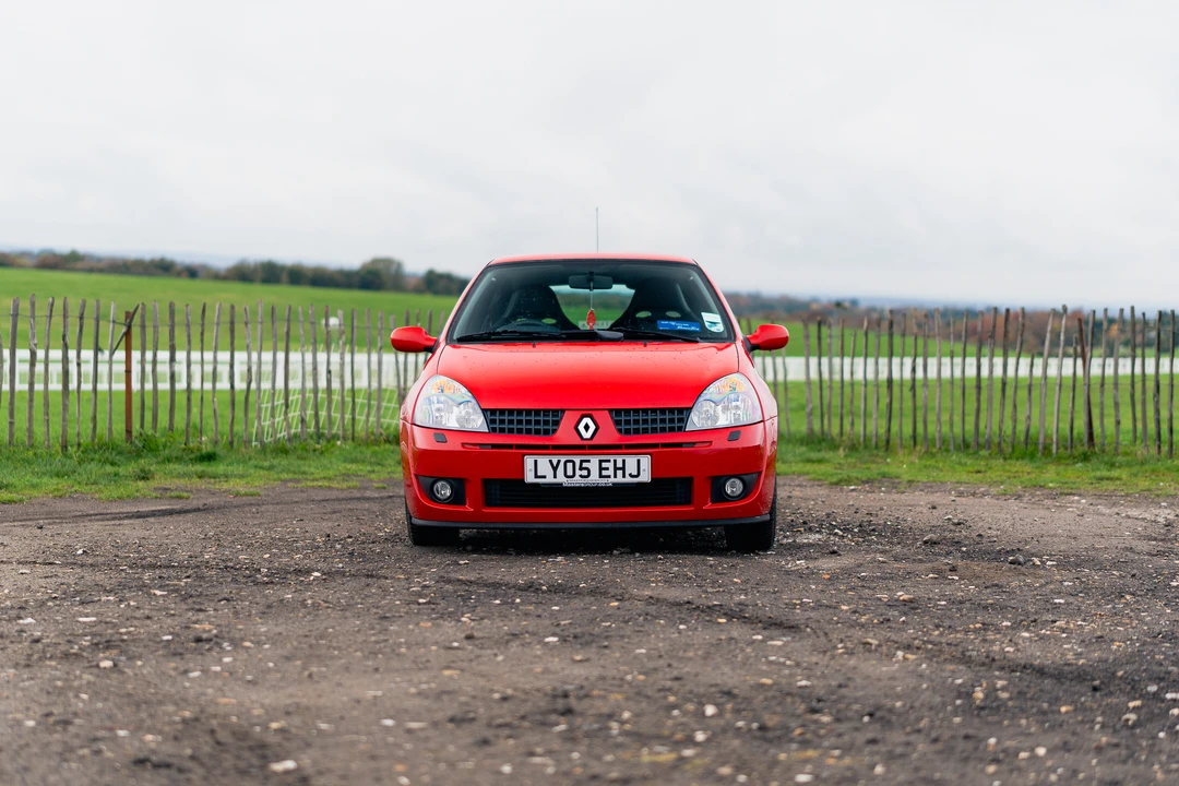 2005 Renault Clio 2nd Gen - Image 2 of 31