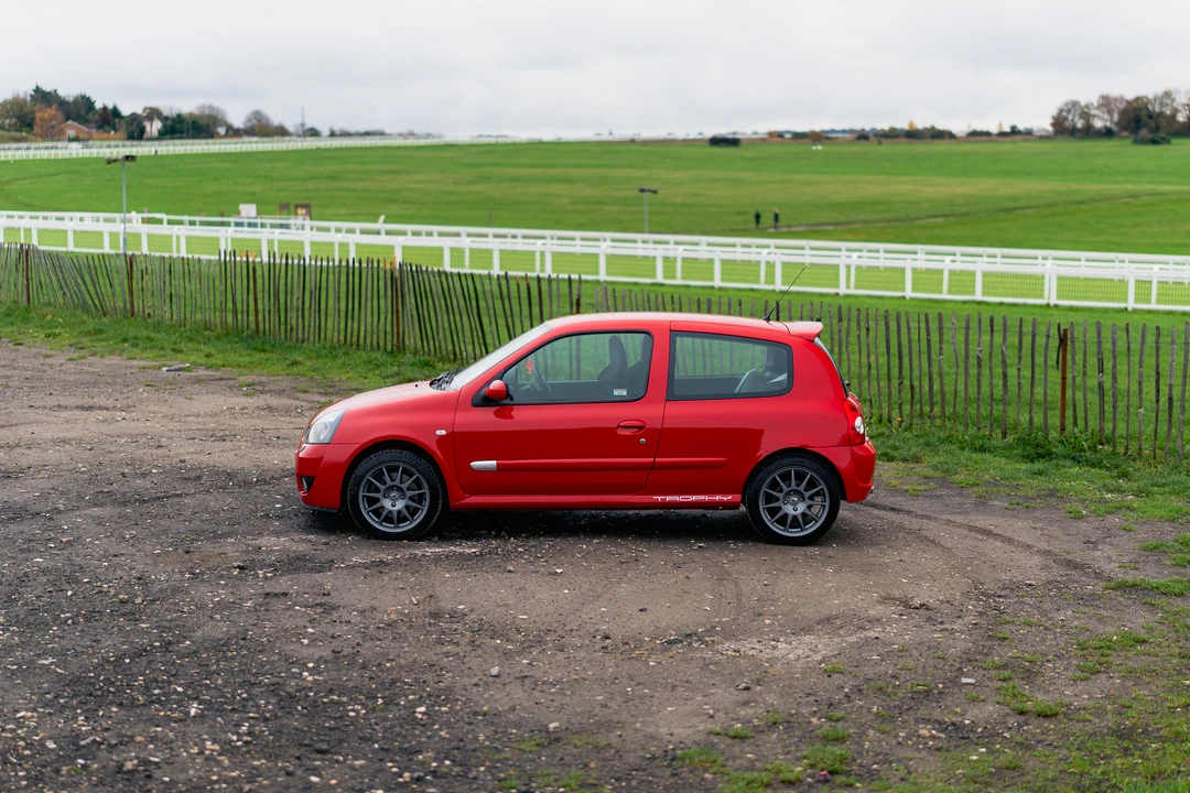 2005 Renault Clio 2nd Gen - Image 13 of 31