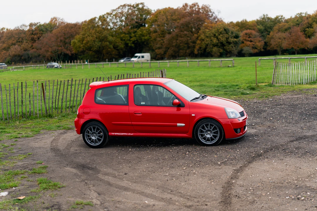 2005 Renault Clio 2nd Gen - Image 12 of 31
