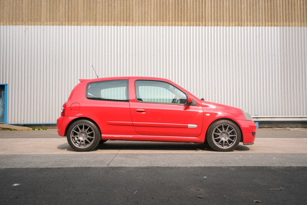 2005 Renault Clio 2nd Gen - Image 17 of 31