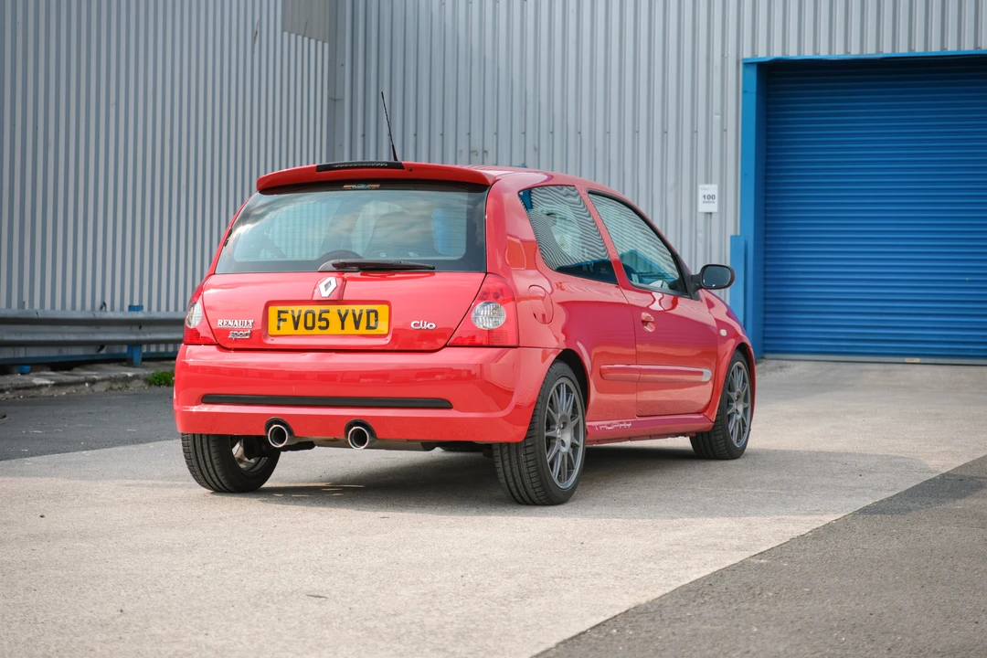 2005 Renault Clio 2nd Gen - Image 15 of 31