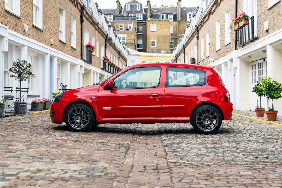 2005 Renault Clio 2nd Gen - Image 12 of 31