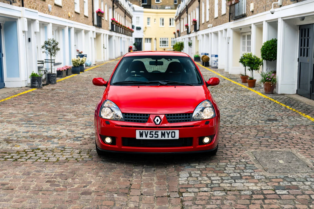 2005 Renault Clio 2nd Gen - Image 2 of 31