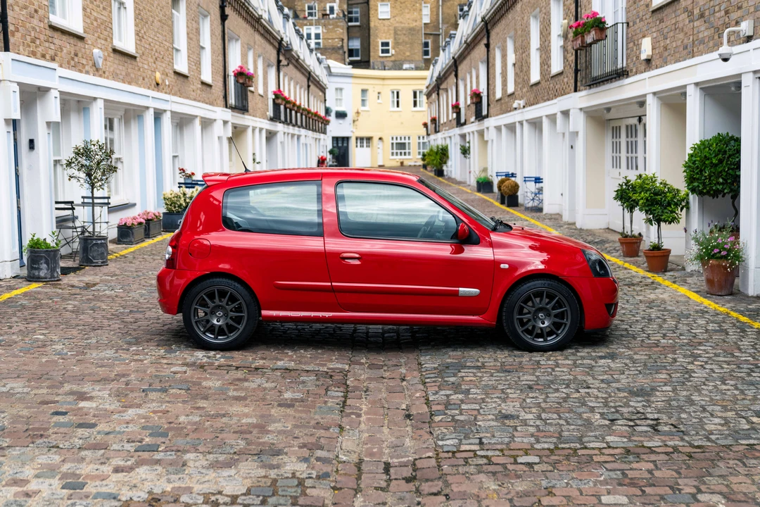 2005 Renault Clio 2nd Gen - Image 8 of 31