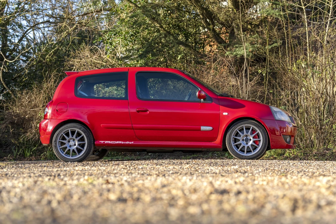 2005 Renault Clio 2nd Gen - Image 9 of 31