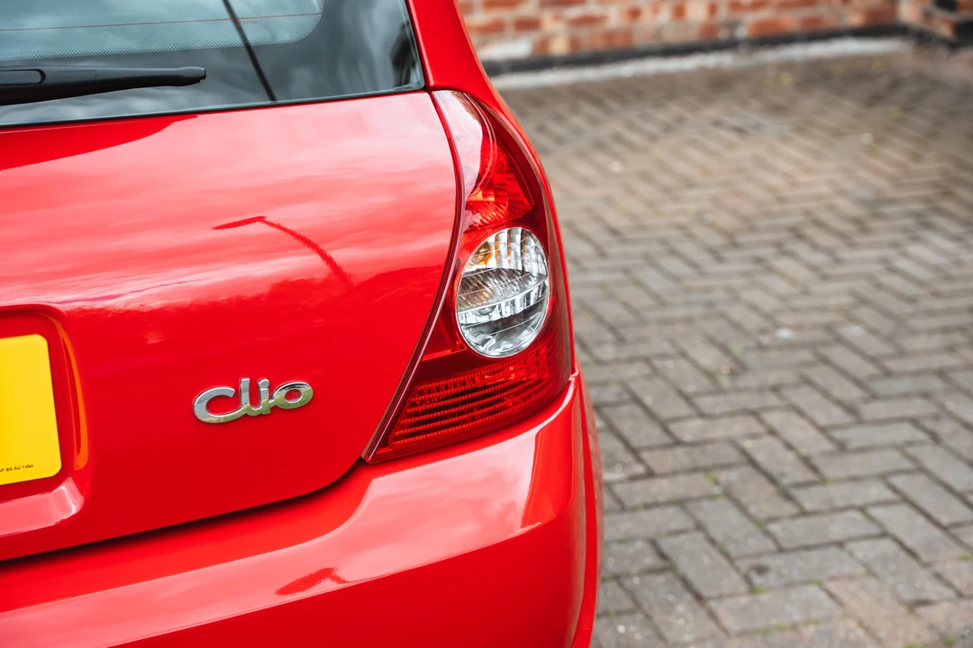 2005 Renault Clio 2nd Gen - Image 16 of 31