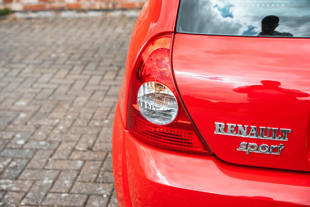 2005 Renault Clio 2nd Gen - Image 17 of 31