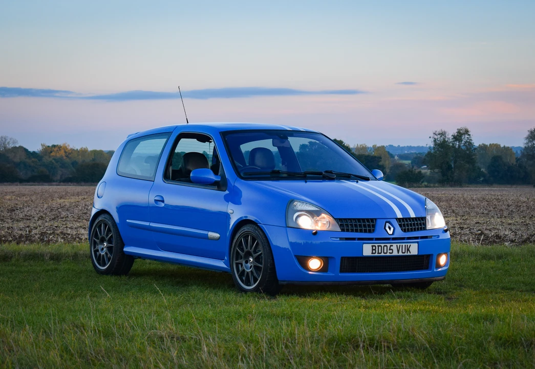 2005 Renault Clio 2nd Gen - Image 13 of 31