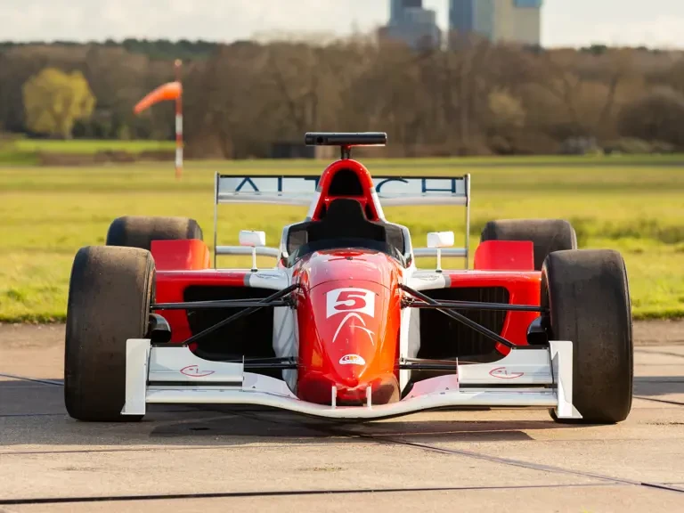 2005 Reynard - Image 7 of 31
