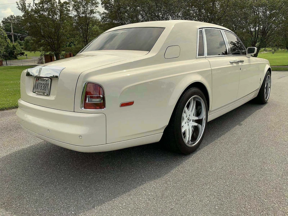 2005 Rolls-Royce Phantom VII - Image 7 of 21