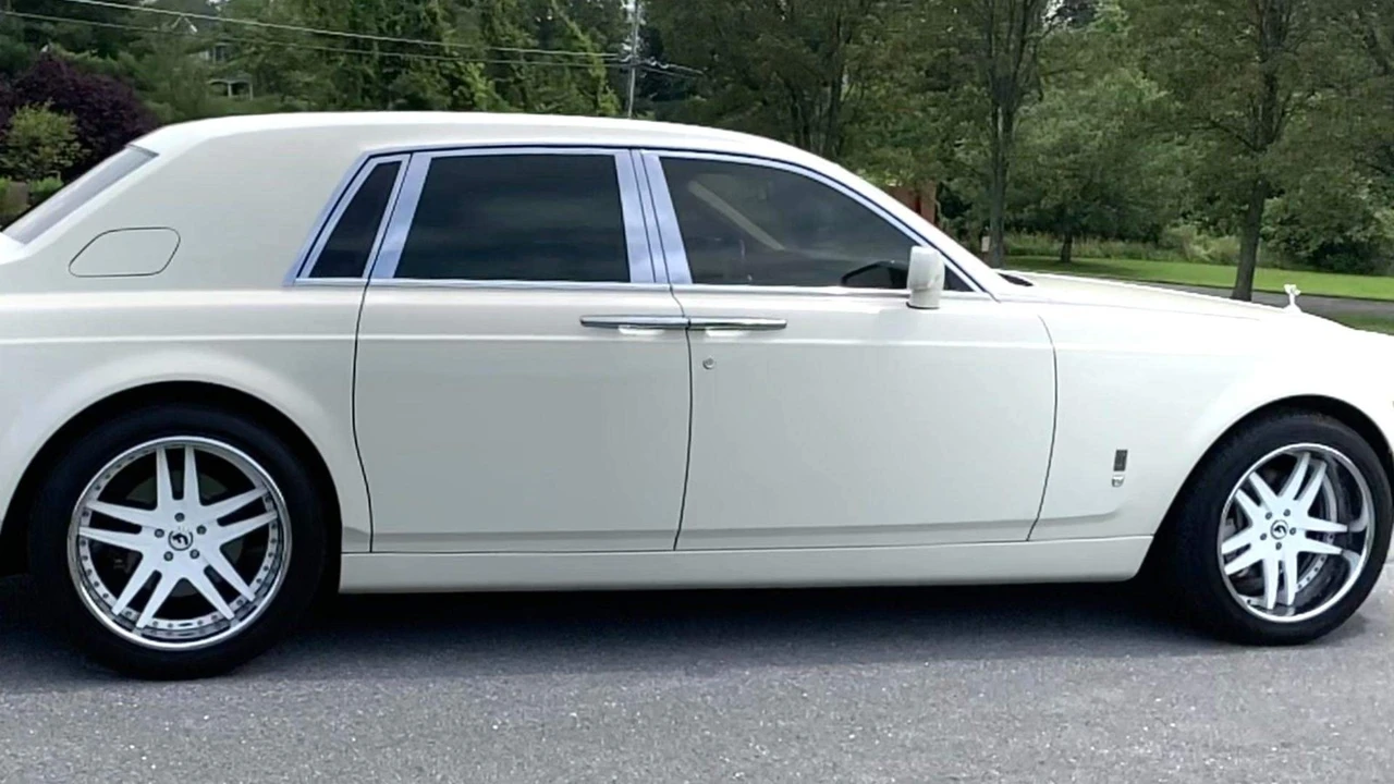 2005 Rolls-Royce Phantom VII - Image 5 of 21