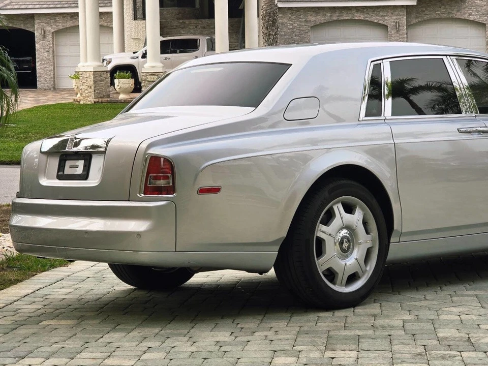 2005 Rolls-Royce Phantom VII - Image 7 of 21