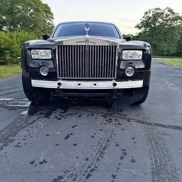 2005 Rolls-Royce Phantom Extended Sedan 4D