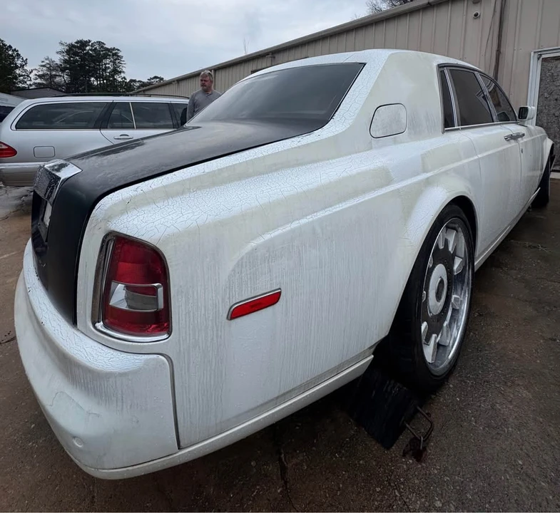 2005 Rolls-Royce Phantom VII - Image 6 of 13