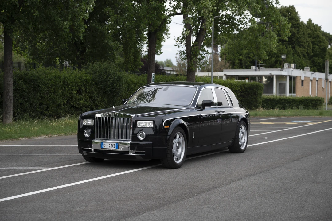 2005 Rolls-Royce Phantom VII - Image 8 of 31