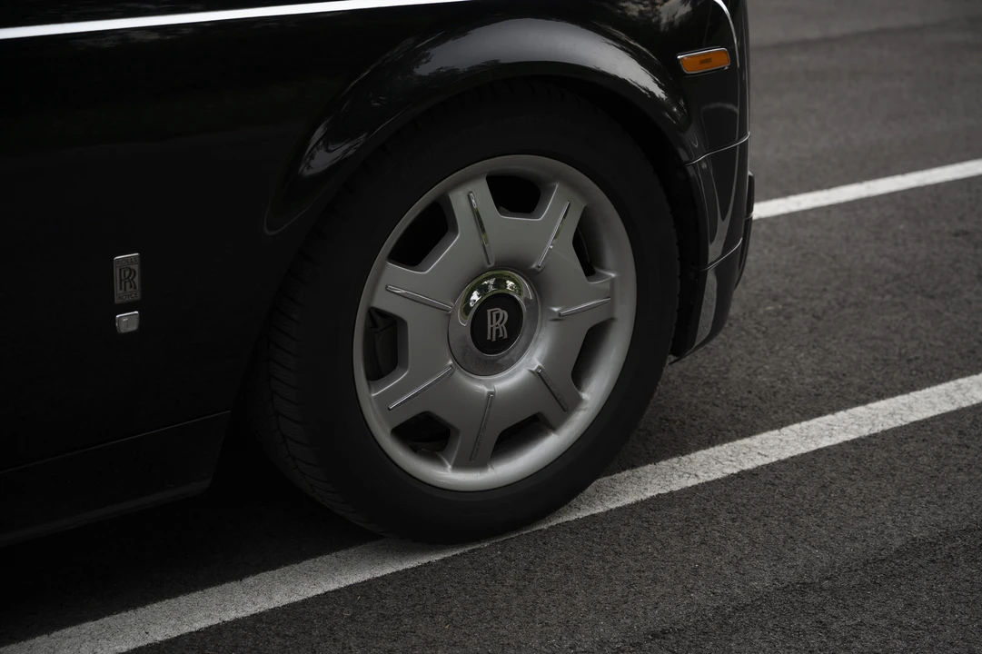 2005 Rolls-Royce Phantom VII - Image 31 of 31
