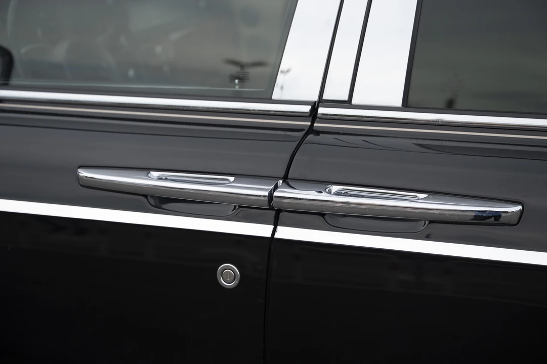 2005 Rolls-Royce Phantom VII - Image 23 of 31