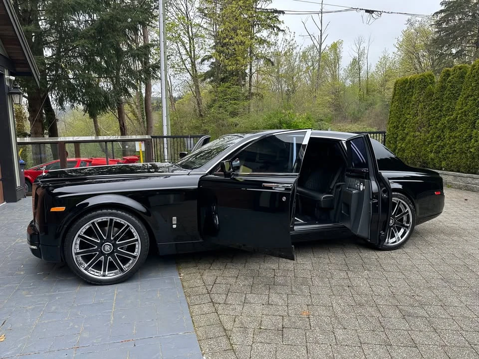 2005 Rolls-Royce Phantom VII - Image 10 of 12